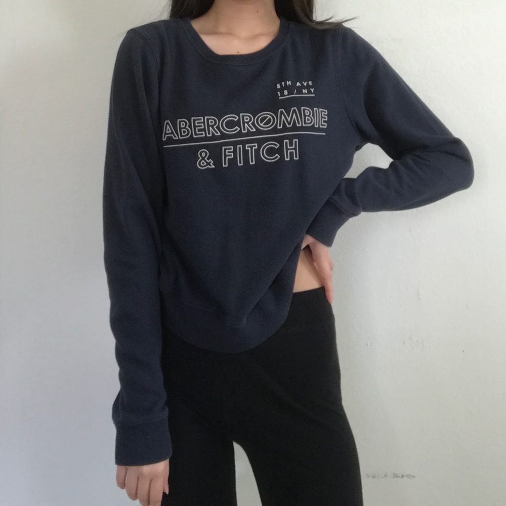 Sweater - Picture 2 of 2